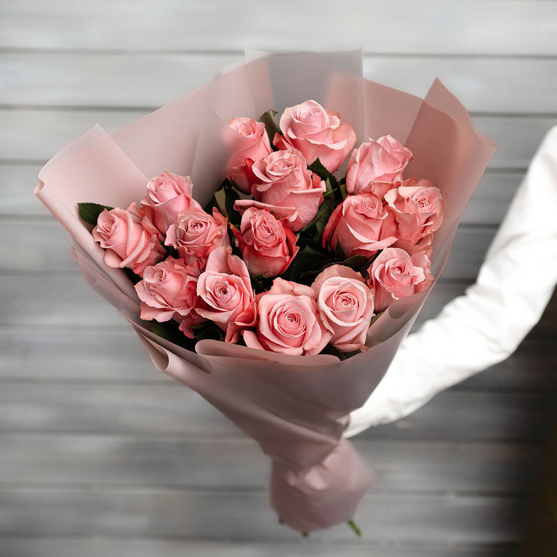 Букет из 5 розовых роз с лентой, 50 см, Эквадор